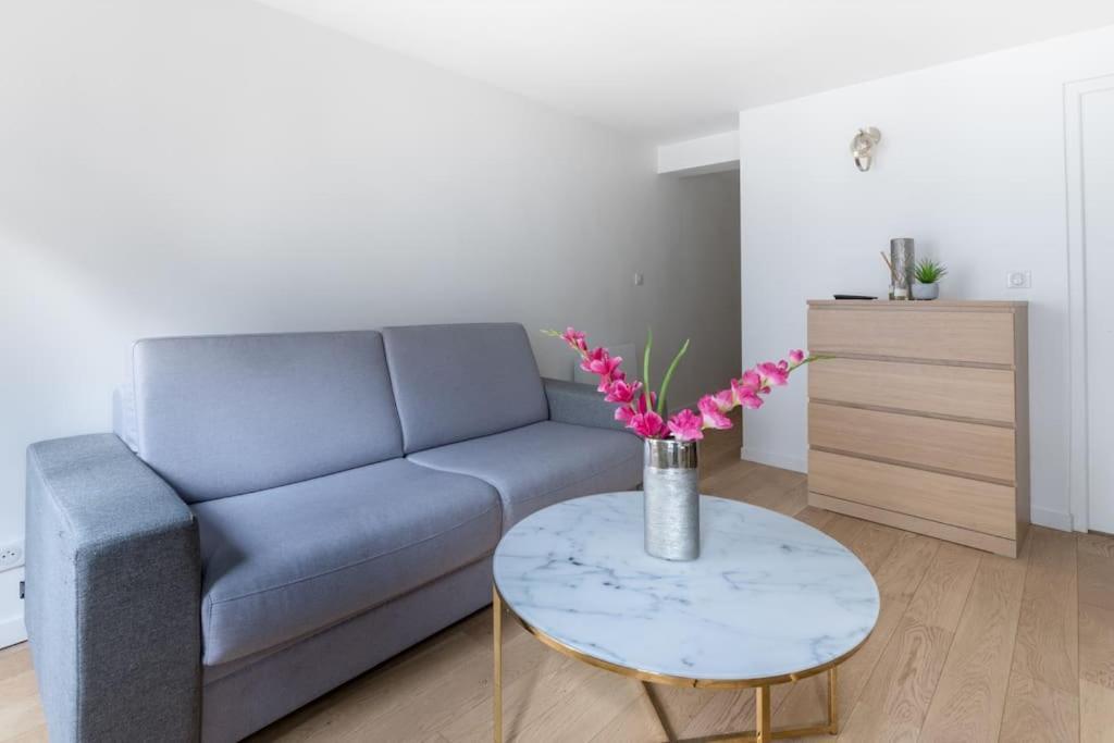 Grands Boulevards 42 Appartement Cosy 1 Br-4P パリ エクステリア 写真